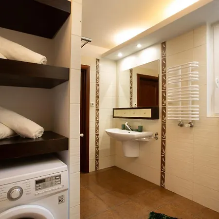 Appartement Evita 6 *