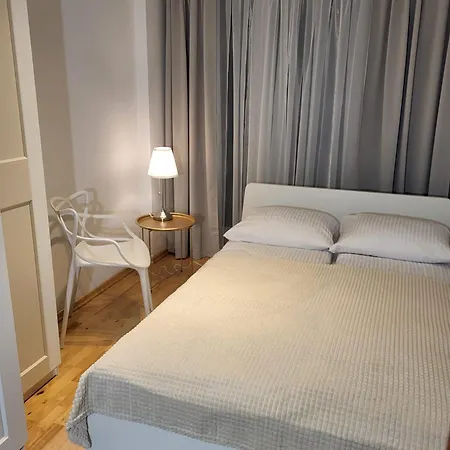 아파트 Evita 6 포즈난